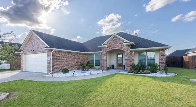 Photo of 120 Palmer South Ct, Palmer, TX 75152