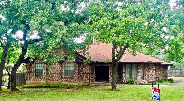 Photo of 4305 Borden Dr, Arlington, TX 76017
