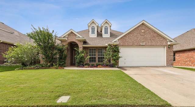 Photo of 2800 Flint Rock Dr, Fort Worth, TX 76131