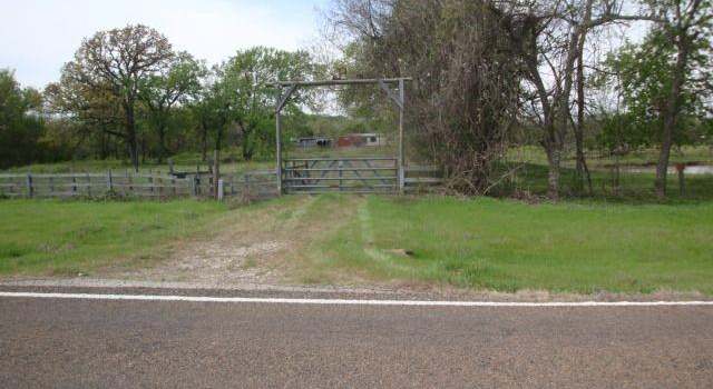 Photo of 934 S Brown St, Purdon, TX 76679