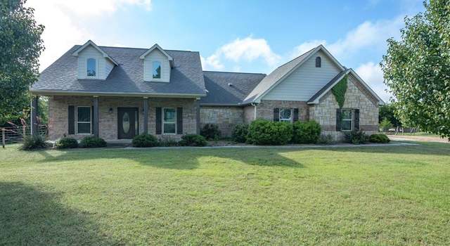 Photo of 616 Greenwood Rd, Decatur, TX 76234
