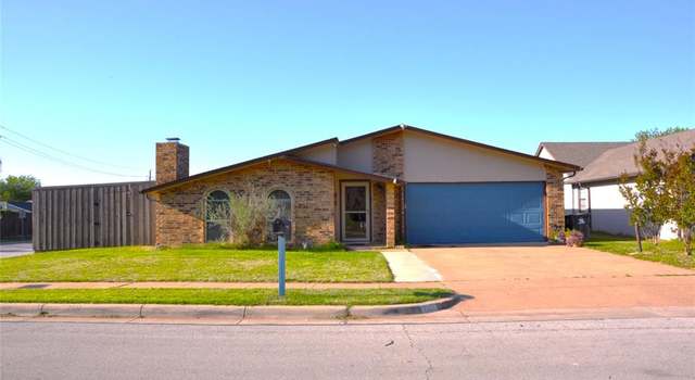 Photo of 2201 Pennington Dr, Arlington, TX 76014