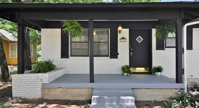 Photo of 2321 Honeysuckle Ave, Fort Worth, TX 76111