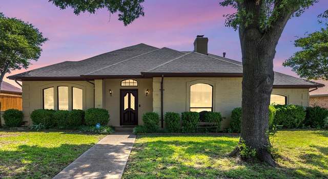Photo of 225 Wildwood Dr, Desoto, TX 75115
