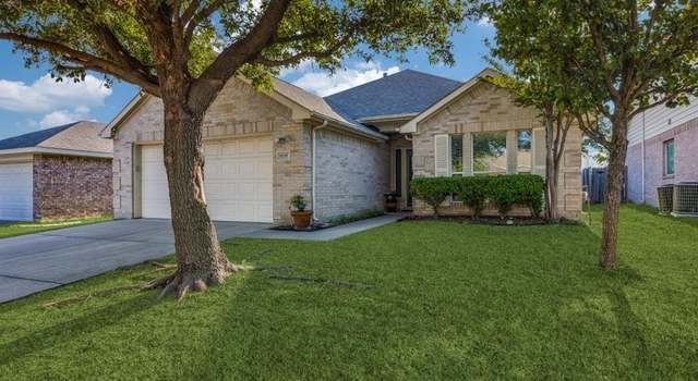 Photo of 8505 Cactus Flower Dr, Fort Worth, TX 76131