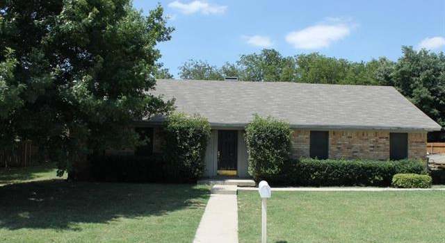 Photo of 514 Dorothy Ln, Justin, TX 76247