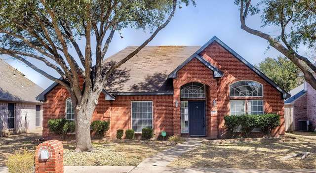 Photo of 114 Somerset Dr, Garland, TX 75040