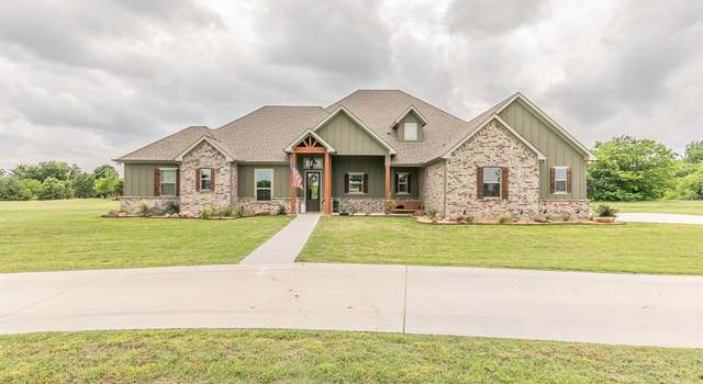Photo of 113 Longhorn Ct, Paradise, TX 76073