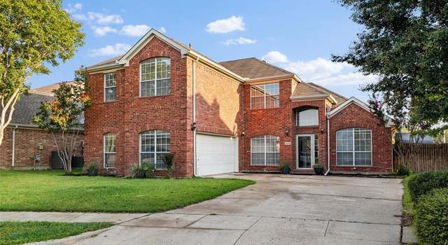 Photo of 5545 Cranberry Dr, Fort Worth, TX 76137