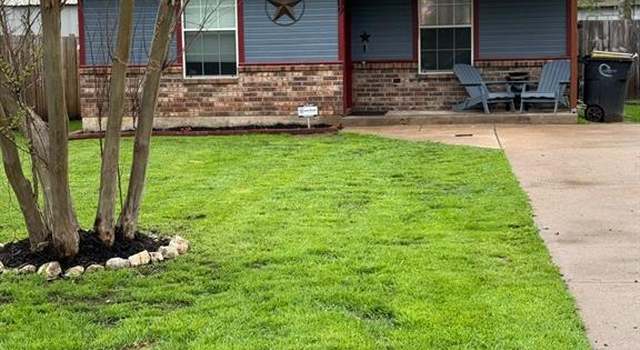 Photo of 309 Mechanic St, Cleburne, TX 76031
