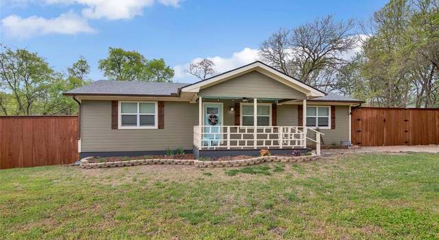 Photo of 222 Maple Dr, Pottsboro, TX 75076