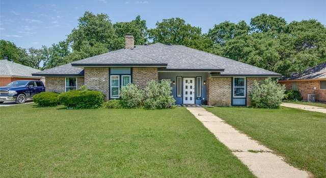 Photo of 40 Indian Trl, Hickory Creek, TX 75065