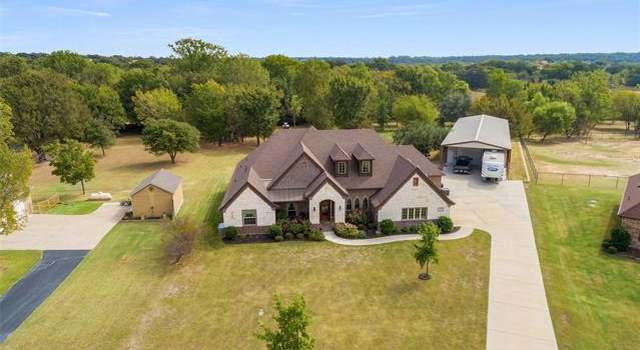 Photo of 189 Brook Hollow Ln, Weatherford, TX 76088