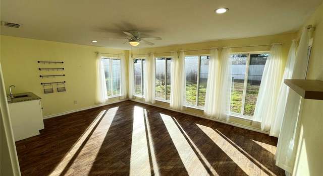 Photo of 3912 James Ave, Fort Worth, TX 76110