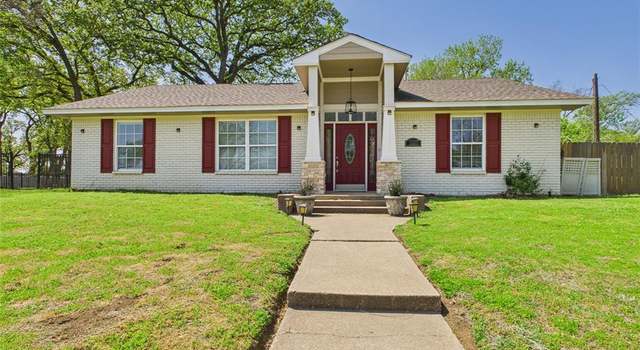 Photo of 2603 Summit Dr, Irving, TX 75062