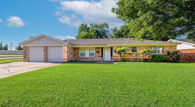 Photo of 6717 Corona Dr, North Richland Hills, TX 76180
