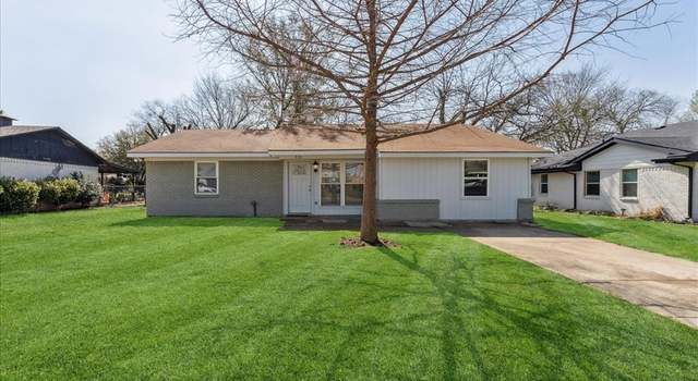 Photo of 210 E Chico Dr, Garland, TX 75041