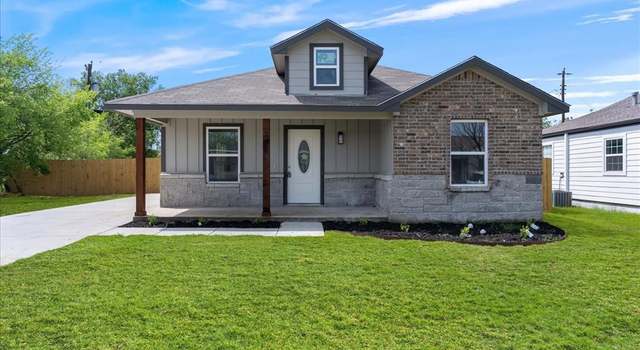 Photo of 2648 Berryhill Dr, Fort Worth, TX 76105