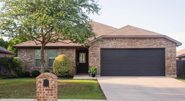 Photo of 5721 Kennedy St, Watauga, TX 76148