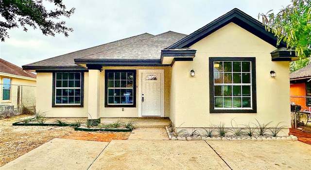 Photo of 4434 Vientos Rd, Laredo, TX 78046