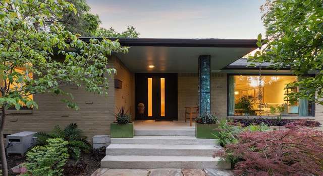 Photo of 1649 Sylvan Ave, Dallas, TX 75208