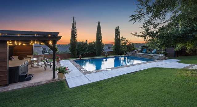 Photo of 41 Crown Rd, Willow Park, TX 76087