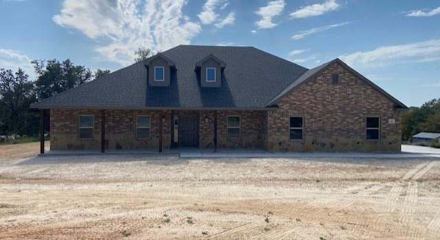 Photo of 1001 Knoxmiller Ct, Weatherford, TX 76088