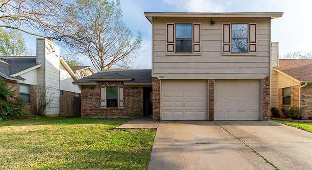 Photo of 4200 Meadow Park Dr, Arlington, TX 76017