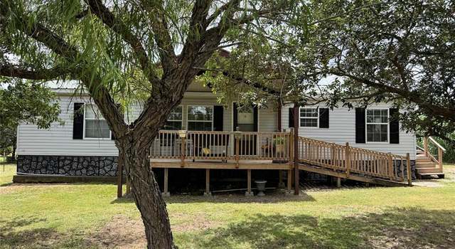 Photo of 8532 Marthas Way, Alvarado, TX 76009