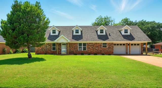 Photo of 2050 Greenbriar Dr, Abilene, TX 79605
