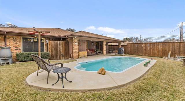 Photo of 905 Apple Tree Ct, Irving, TX 75061