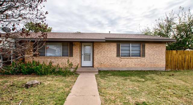 Photo of 1107 S Anson St, Stamford, TX 79553