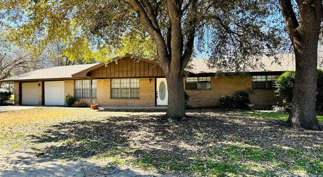 Photo of 404 S Mayben St, Rising Star, TX 76471