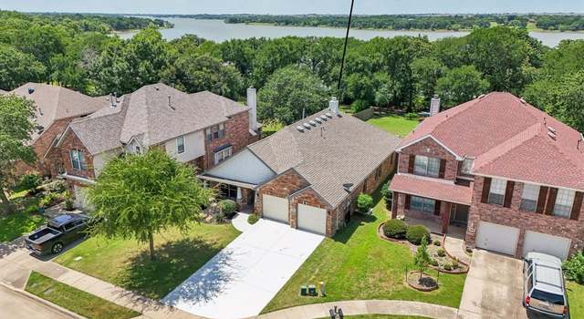 Photo of 504 Lake Point Dr, Little Elm, TX 75068