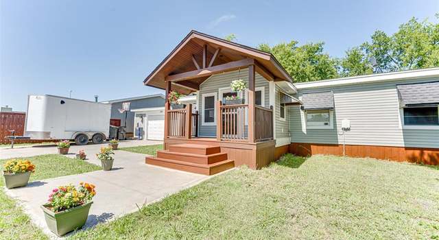 Photo of 166 Wooded Creek Ln, Farmersville, TX 75442