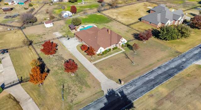 Photo of 924 Morton Hill Ln, Haslet, TX 76052