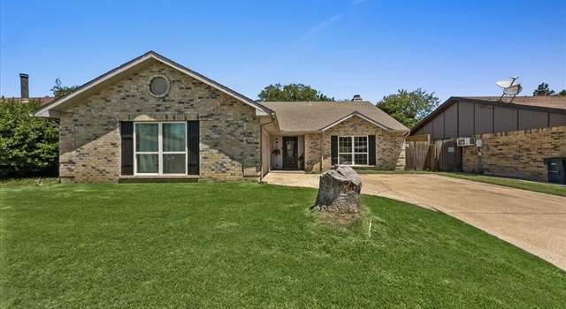 Photo of 3404 Forest Creek Dr, Fort Worth, TX 76123