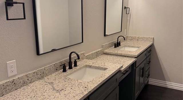 Photo of 401 Pecan St, Grandview, TX 76050