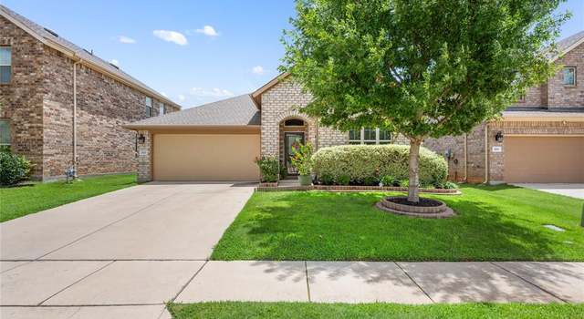 Photo of 1921 Highlander Ct, Fort Worth, TX 76120