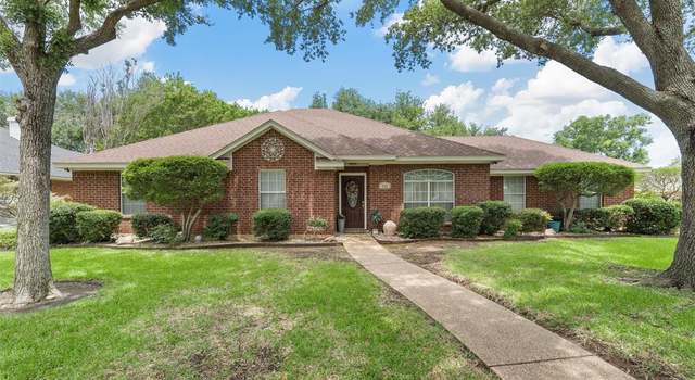 Photo of 727 Wheatland Dr, Mcgregor, TX 76657