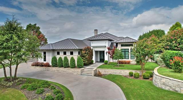 Photo of 6821 Saucon Valley Dr, Fort Worth, TX 76132