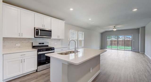 Photo of 2208 Dunbar Dr, Sherman, TX 75092