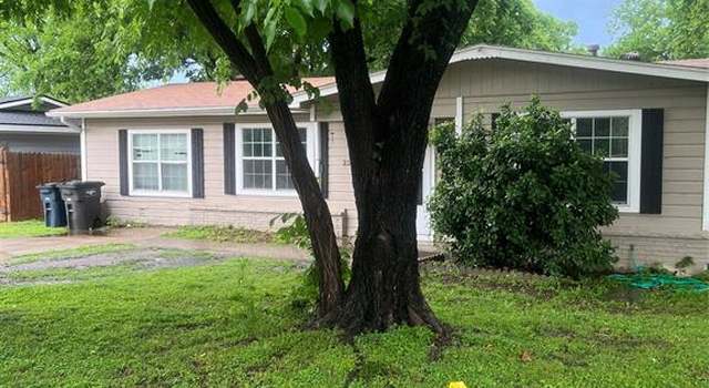 Photo of 2500 Capri Dr, Fort Worth, TX 76114