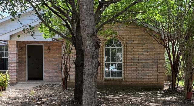 Photo of 2533 Tristian Ct, Dallas, TX 75211