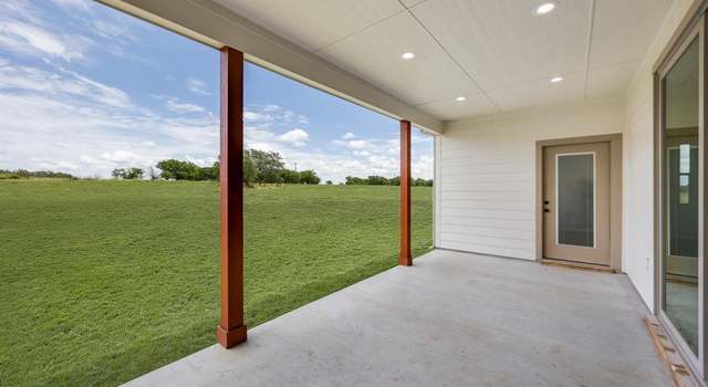 Photo of 150 Quail Run Ct, Decatur, TX 76234