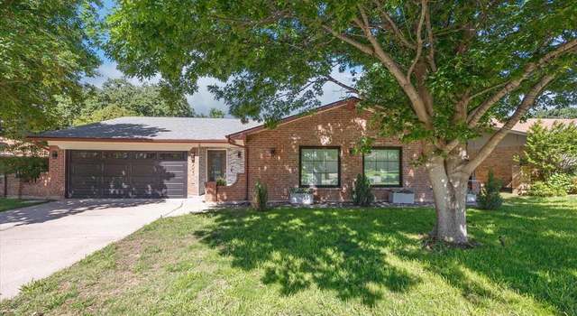 Photo of 3033 Bluebonnet Ln, Bedford, TX 76021