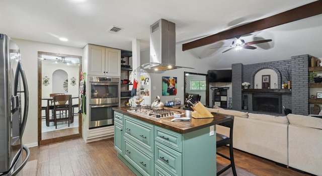 Photo of 712 Lake Louise Rd, Fort Worth, TX 76103