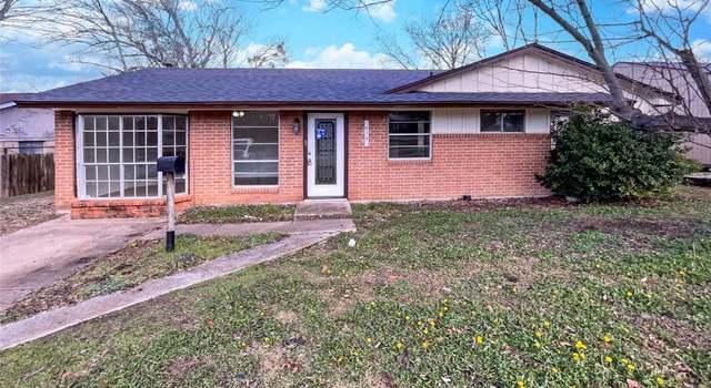 Photo of 619 Holly Ln, Duncanville, TX 75116