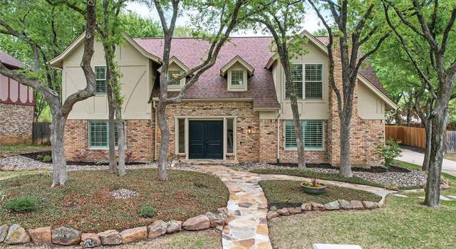 Photo of 2811 Marquis Cir E, Arlington, TX 76016