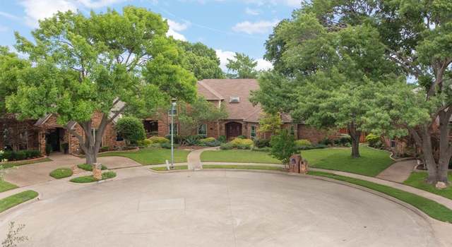 Photo of 6916 April Way Cir, Plano, TX 75023